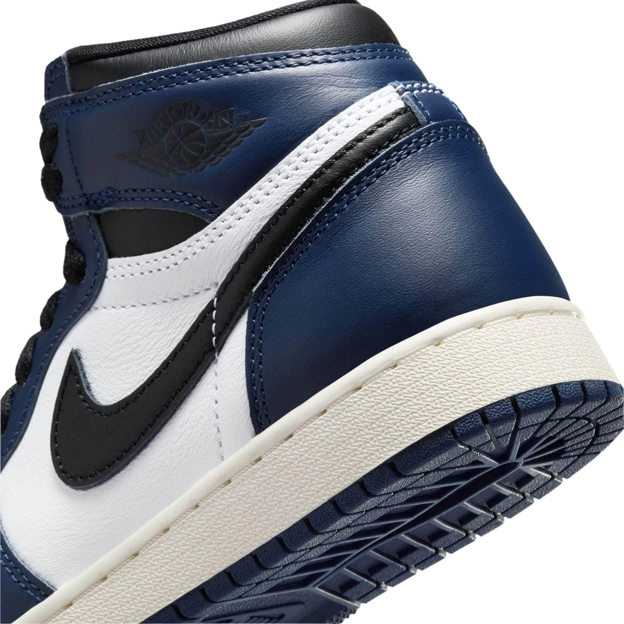 Air Jordan 1 Retro High OG "Midnight Navy" - Boy's Grade School