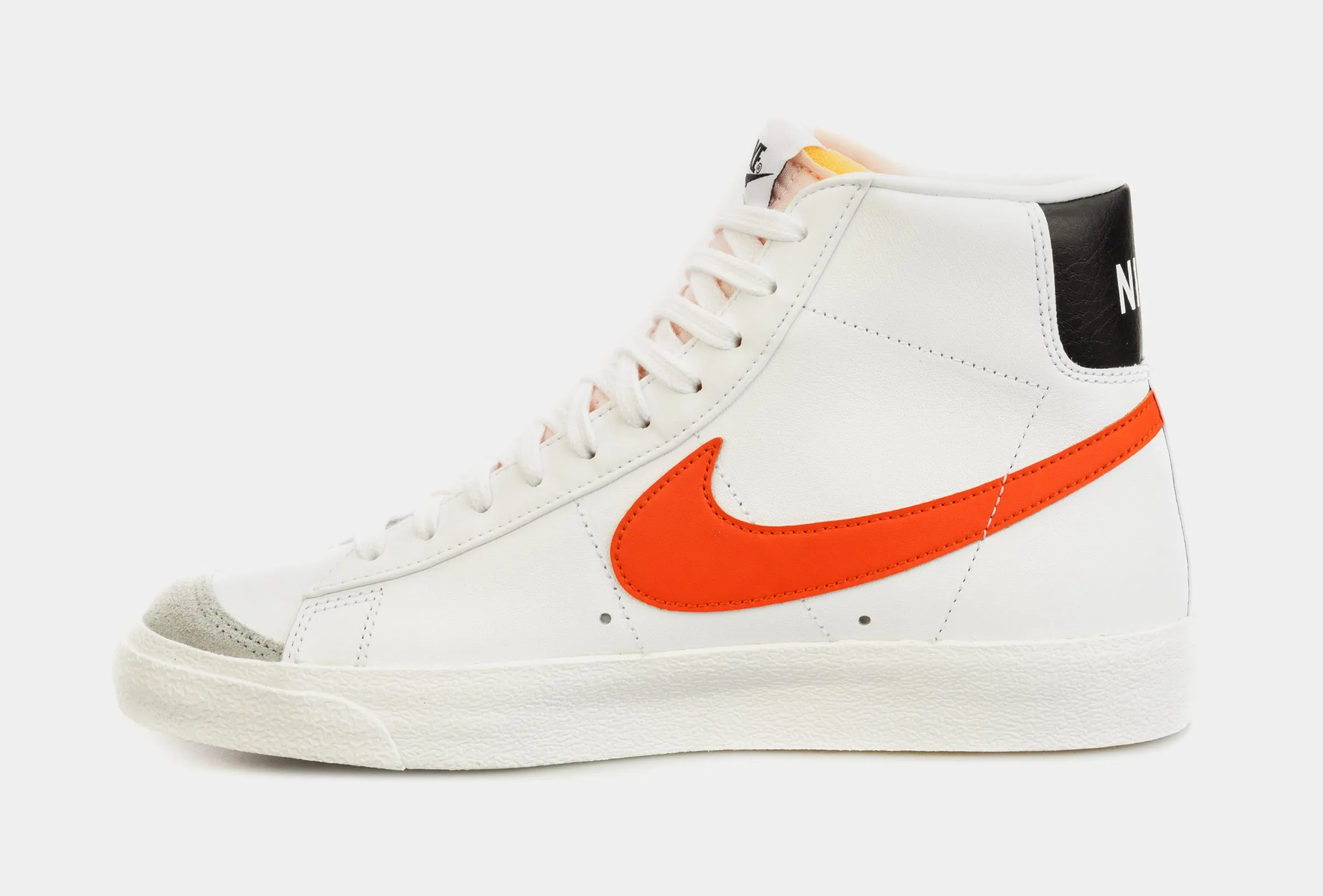 Blazer Mid '77 Vintage Mens Lifestyle Shoes (White/Orange)