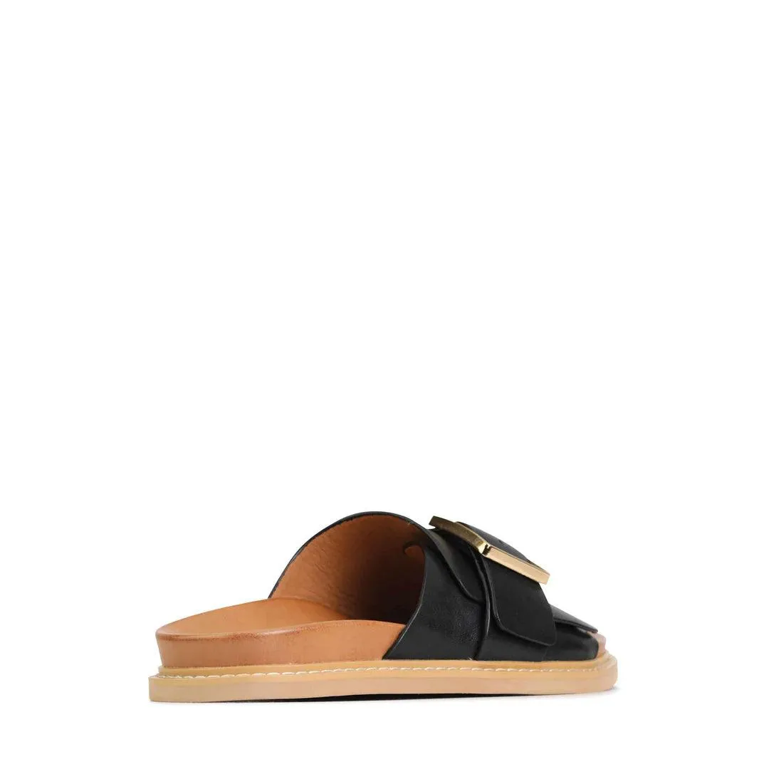 EOS Dede Sandal in Black Leather