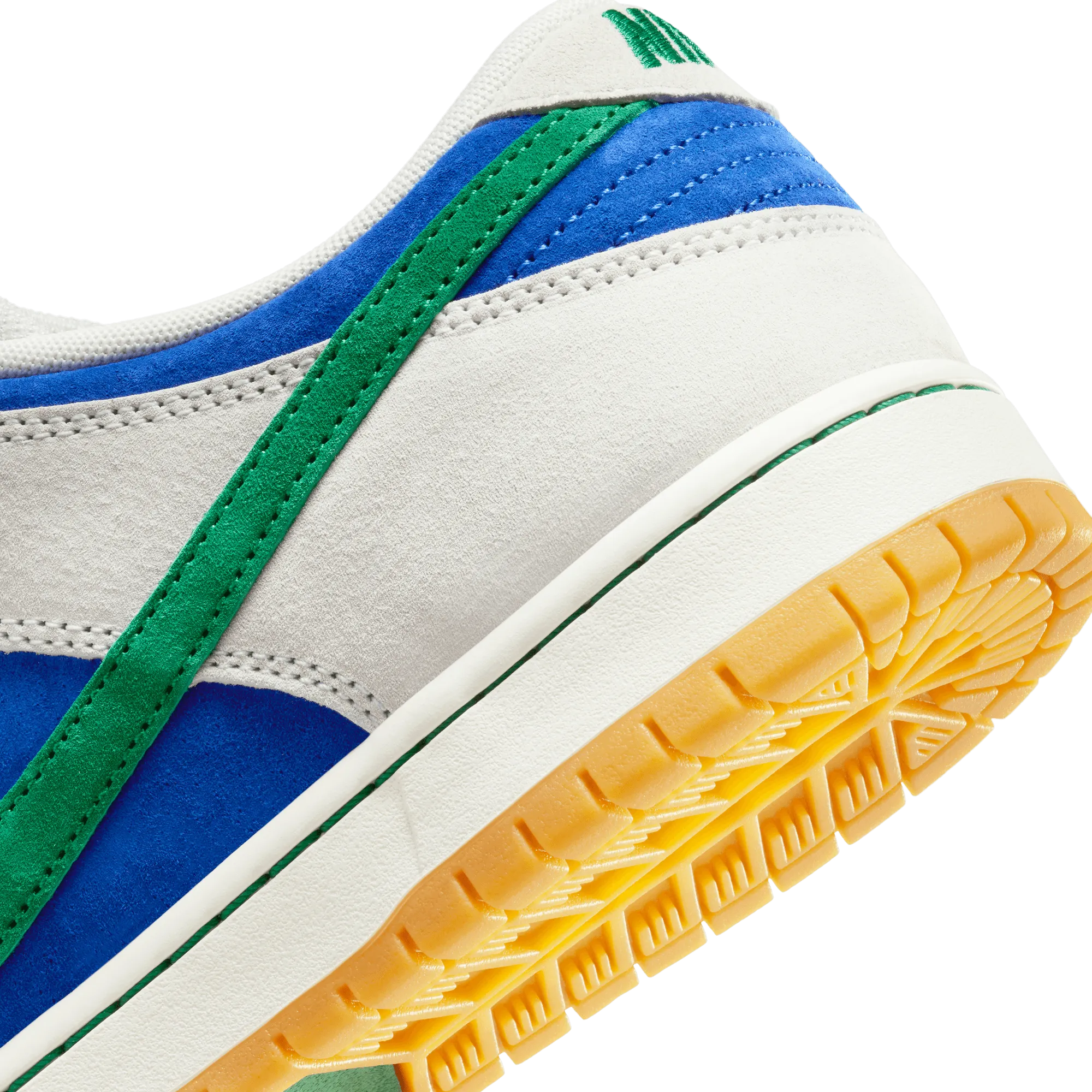 Nike SB Dunk Low Pro Skateboard Shoe - Phantom/Malachite-Hyper Royal