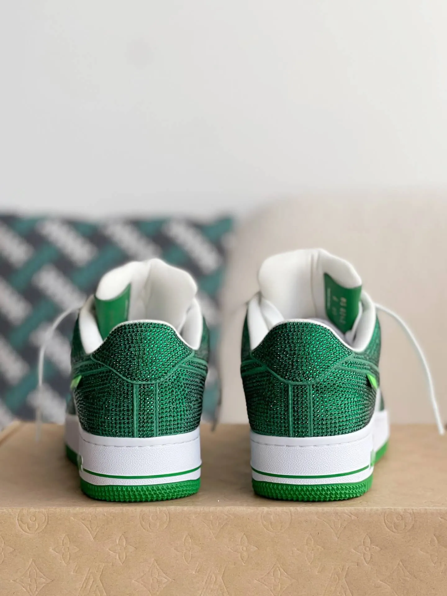 Nike x Louis Vuitton LV Air Force 1 Trainer Green White Rhinestone Sneakers