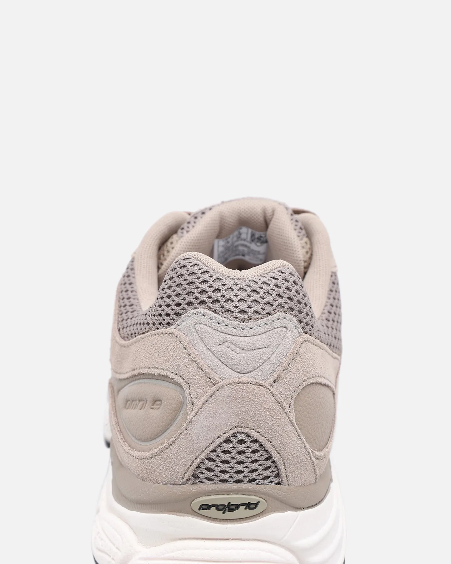 Saucony ProGrid Omni 9 Beige