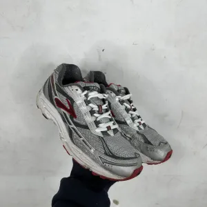 Vintage Brooks Grey/Red Trainers